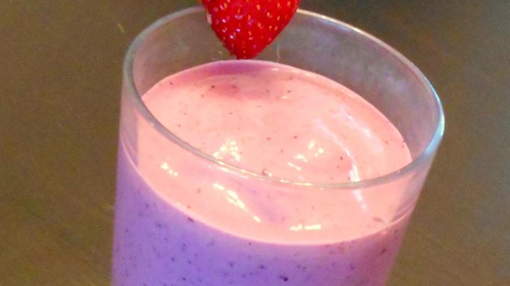 Purple Power Punch Smoothie