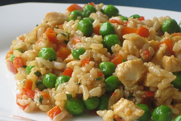 Garlic Chicken Fried Brown Rice