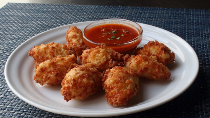 Fried Mozzarella Puffs